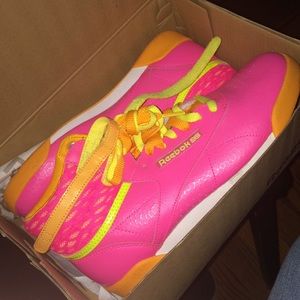 reebok classic neon pink